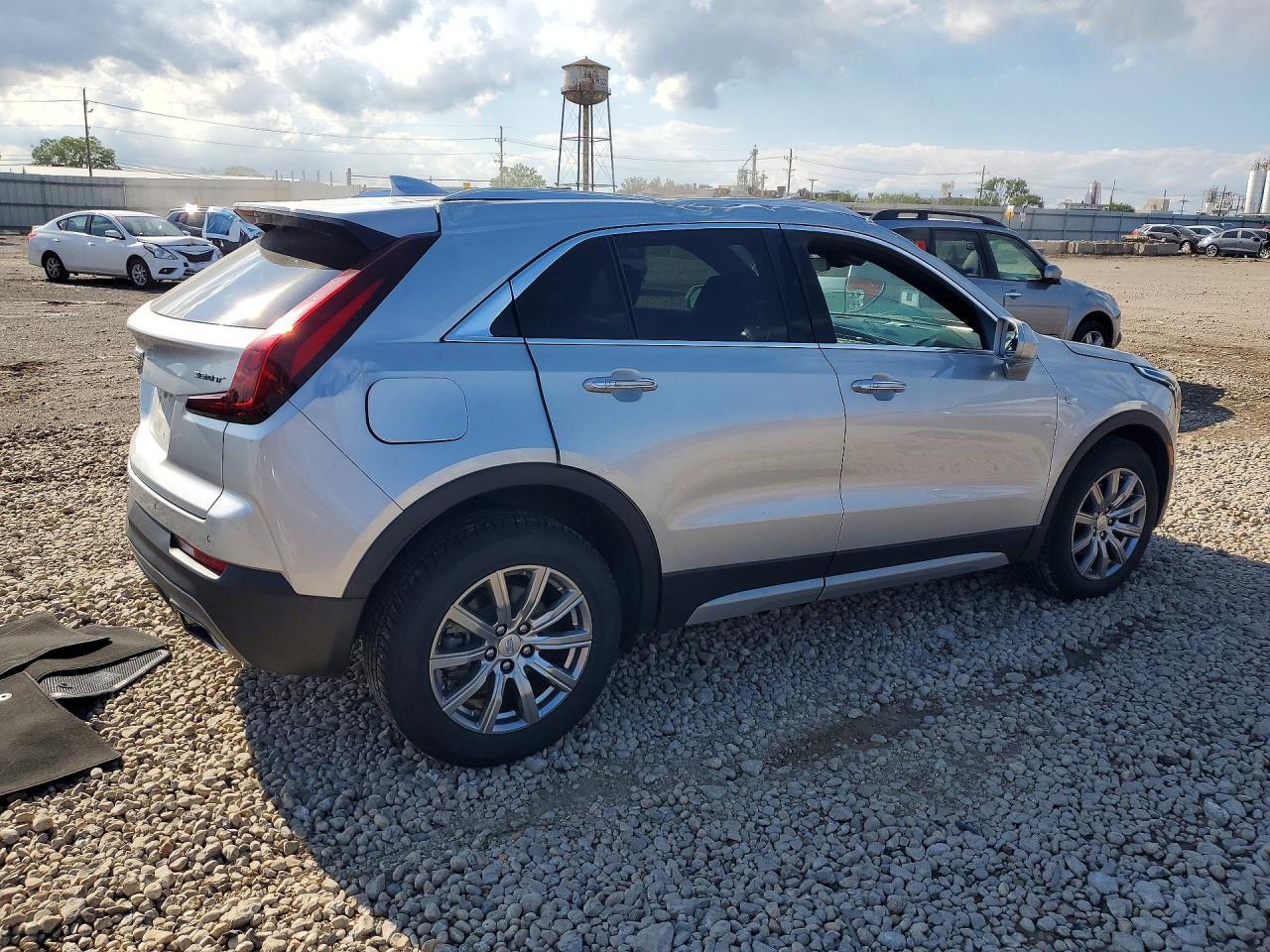 2020 Cadillac Xt4 Premium Luxury - zdjęcie 3
