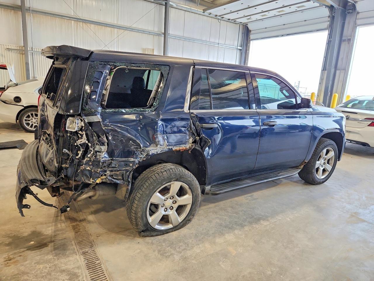 2015 Chevrolet Tahoe Special - zdjęcie 3