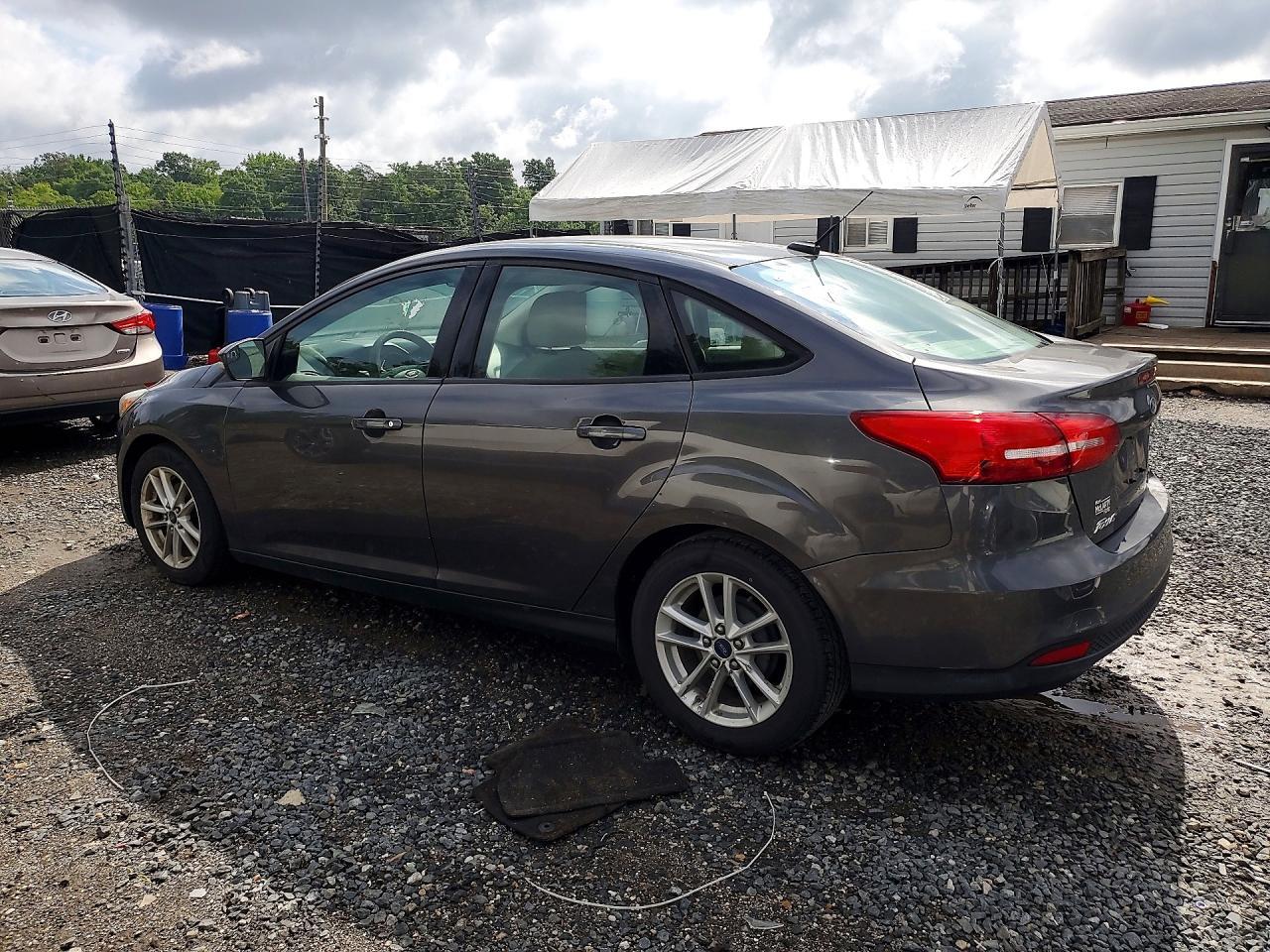 2015 Ford Focus Se - zdjęcie 2
