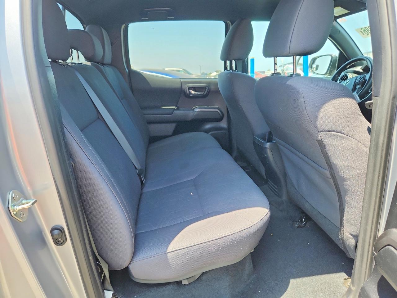 2019 Toyota Tacoma Trd Sport - zdjęcie 10