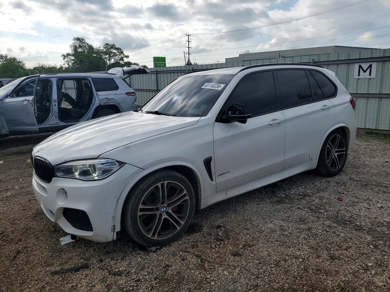 2016 BMW X5 xDrive50I - zdjęcie główne