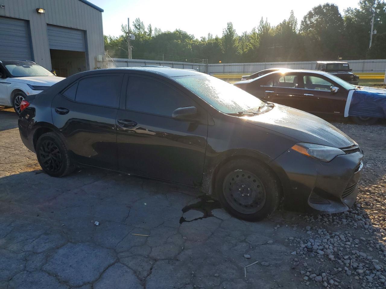 2019 Toyota Corolla Le - zdjęcie 4