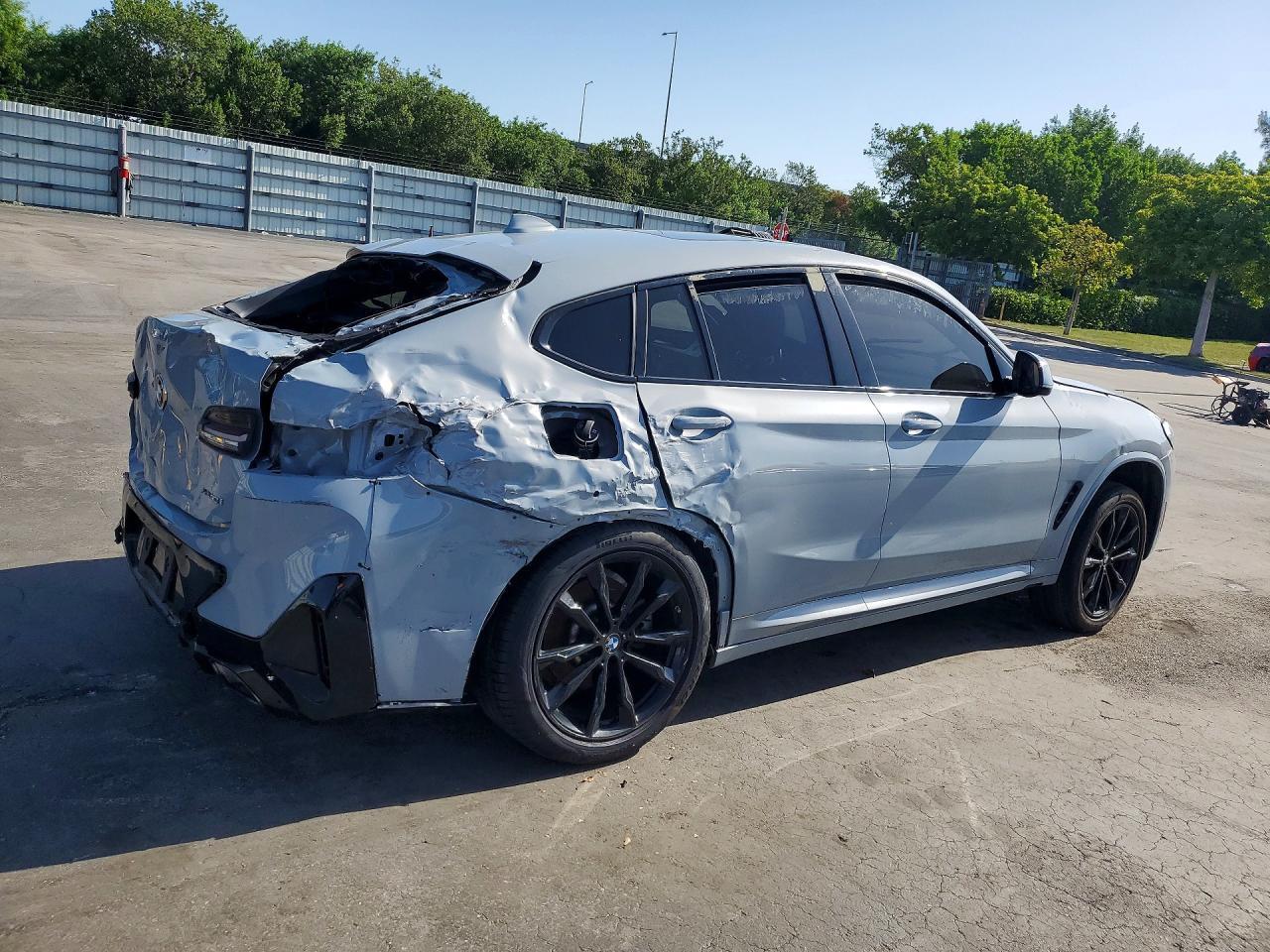 2024 BMW X4 xDrive30I - zdjęcie 3
