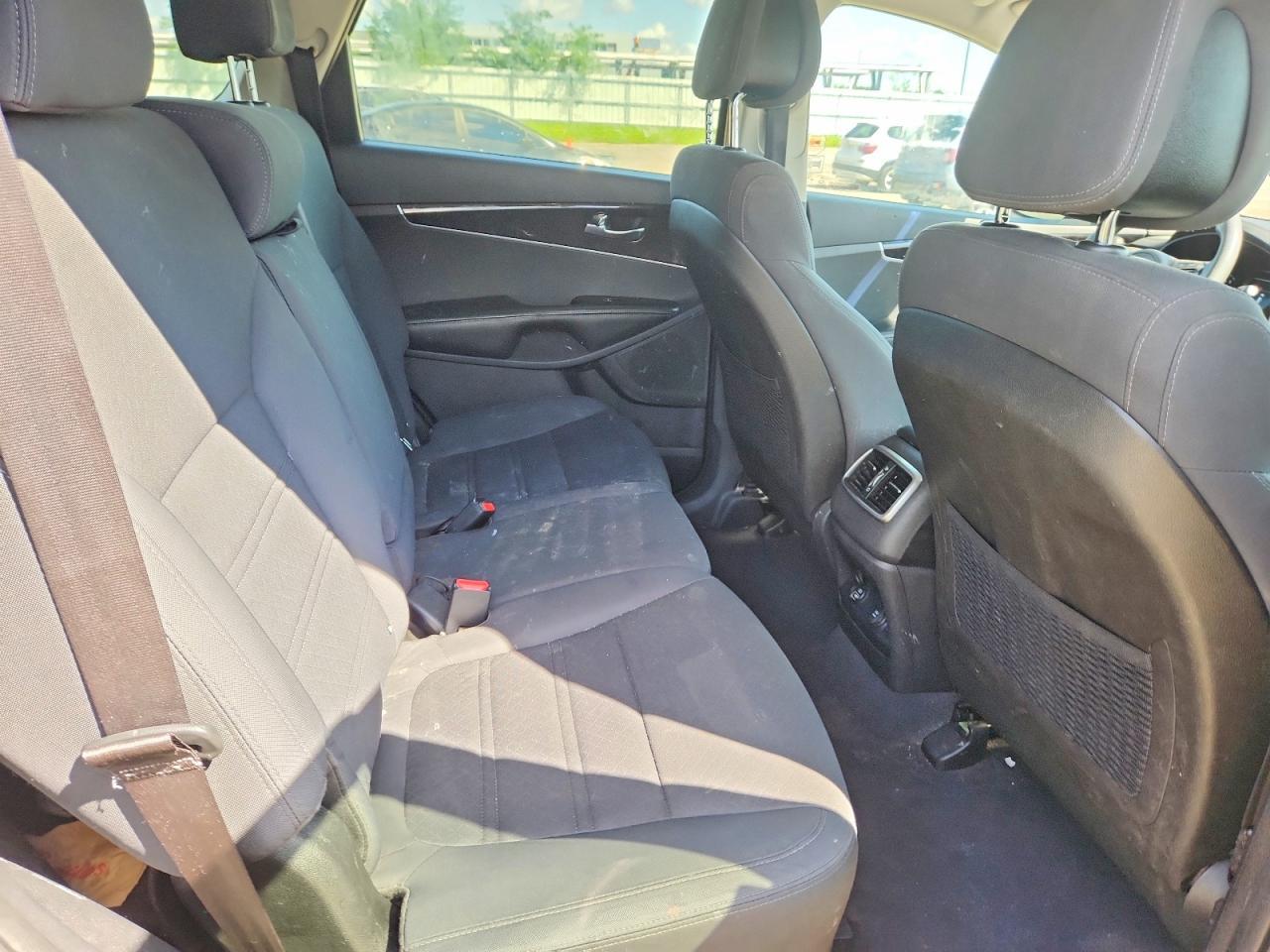 2016 Kia Sorento Lx V6 - zdjęcie 11