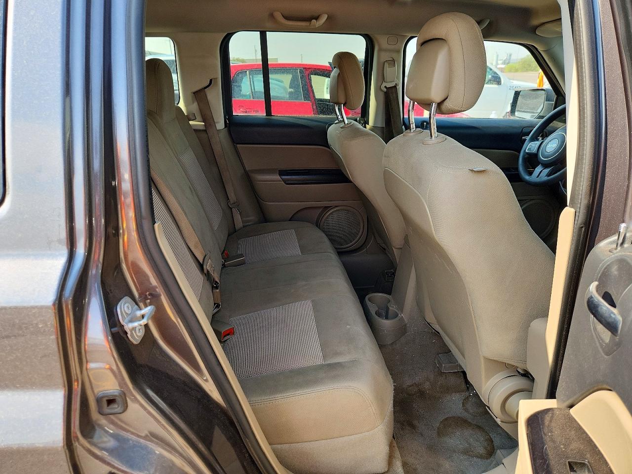 2016 Jeep Patriot Sport - zdjęcie 10