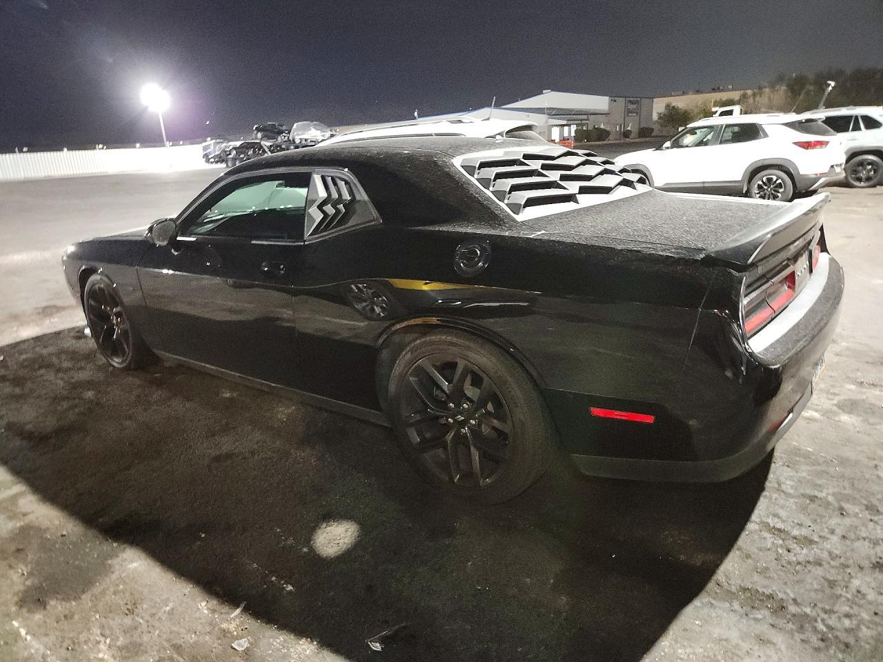 2019 Dodge Challenger R/T - zdjęcie 2