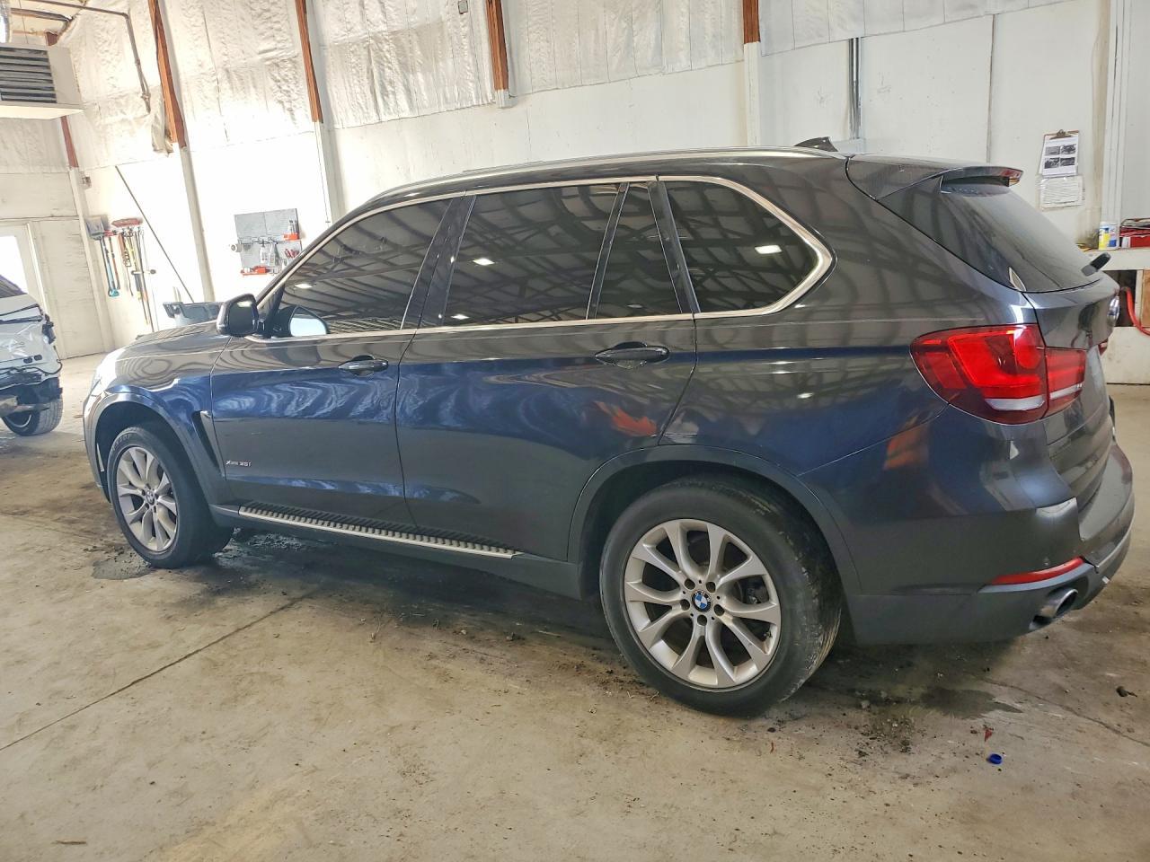 2015 BMW X5 xDrive35I - zdjęcie 2