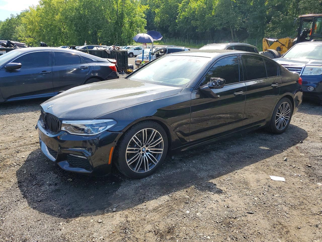2017 BMW Seria 5 540i - zdjęcie główne