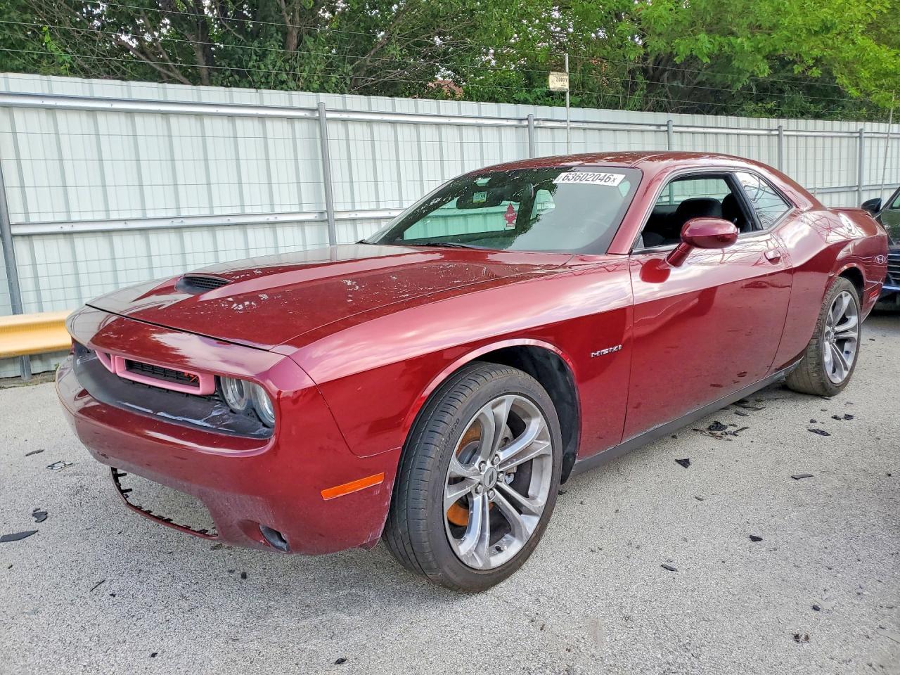 2021 Dodge Challenger R/T - zdjęcie główne