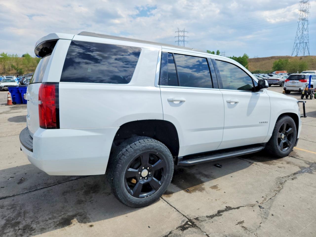 2015 Chevrolet Tahoe C1500 Lt - zdjęcie 3