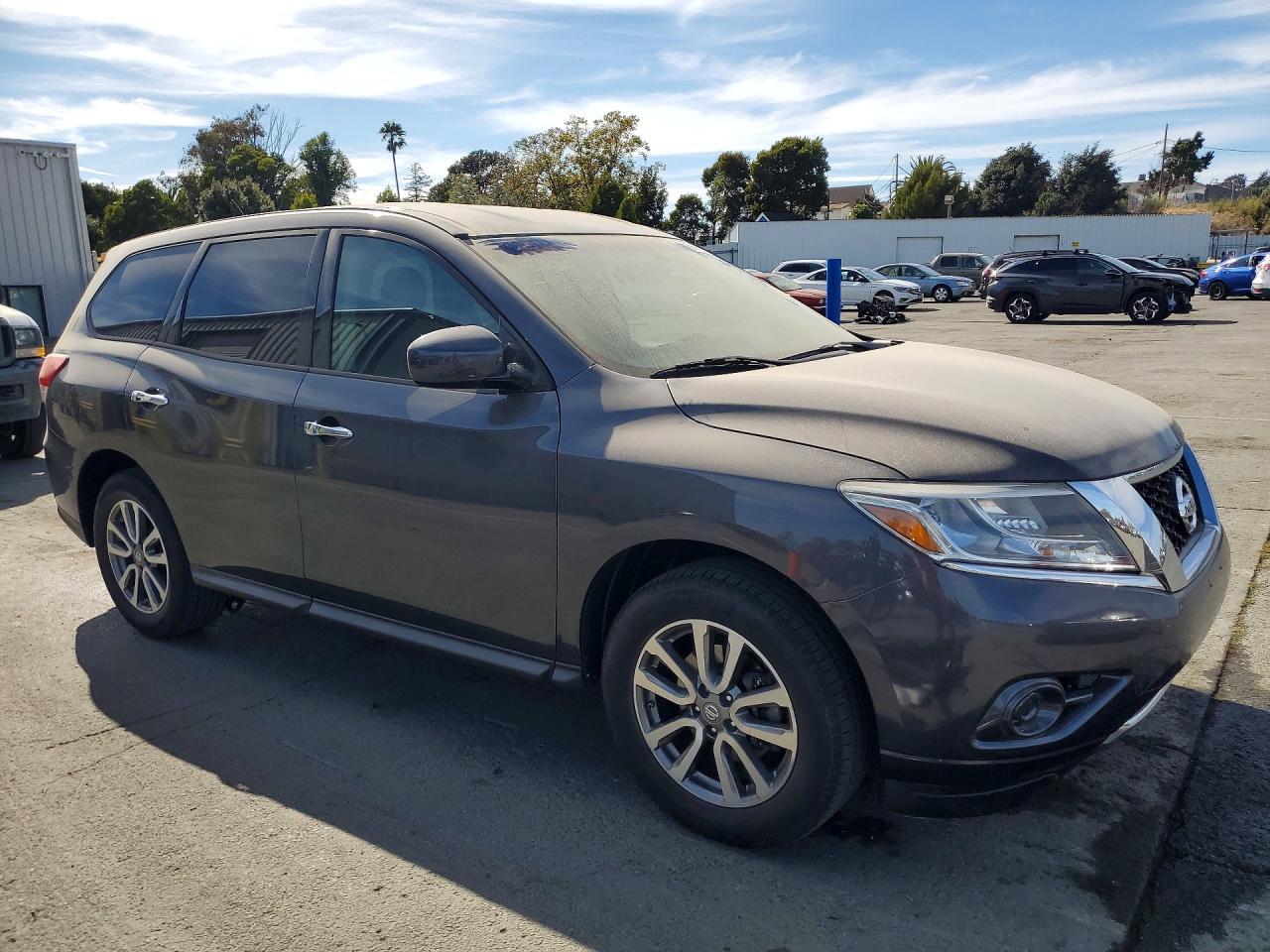 2013 Nissan Pathfinder S - zdjęcie 4