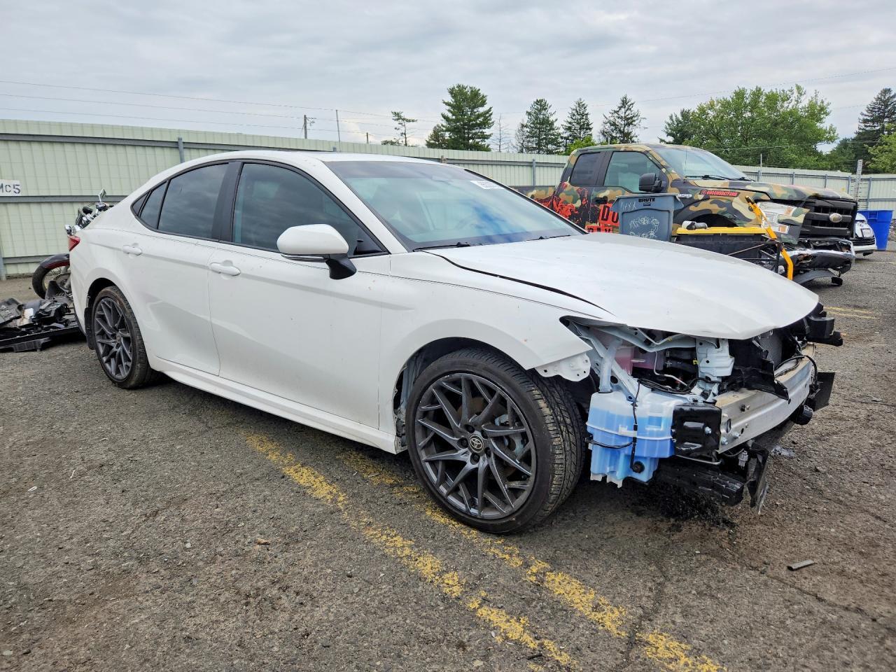 2025 Toyota Camry Se - zdjęcie 4