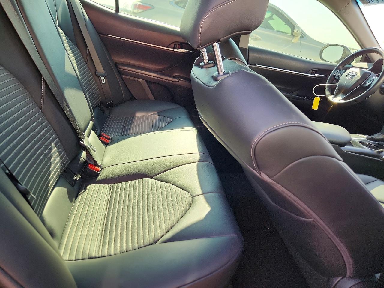 2019 Toyota Camry Se - zdjęcie 10