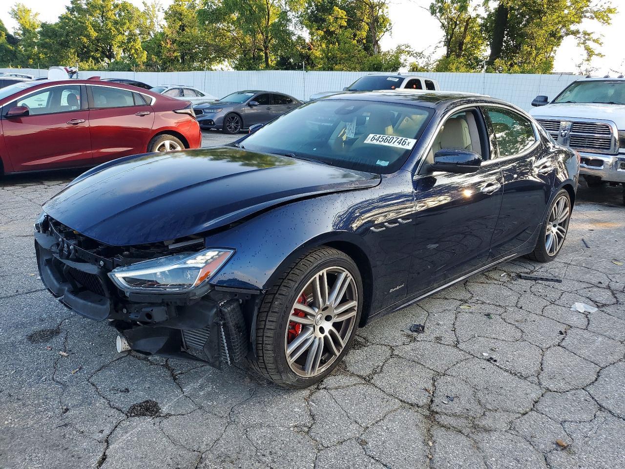 2021 Maserati Ghibli S - zdjęcie główne