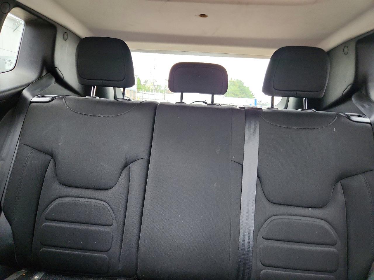 2017 Jeep Renegade Latitude - zdjęcie 10
