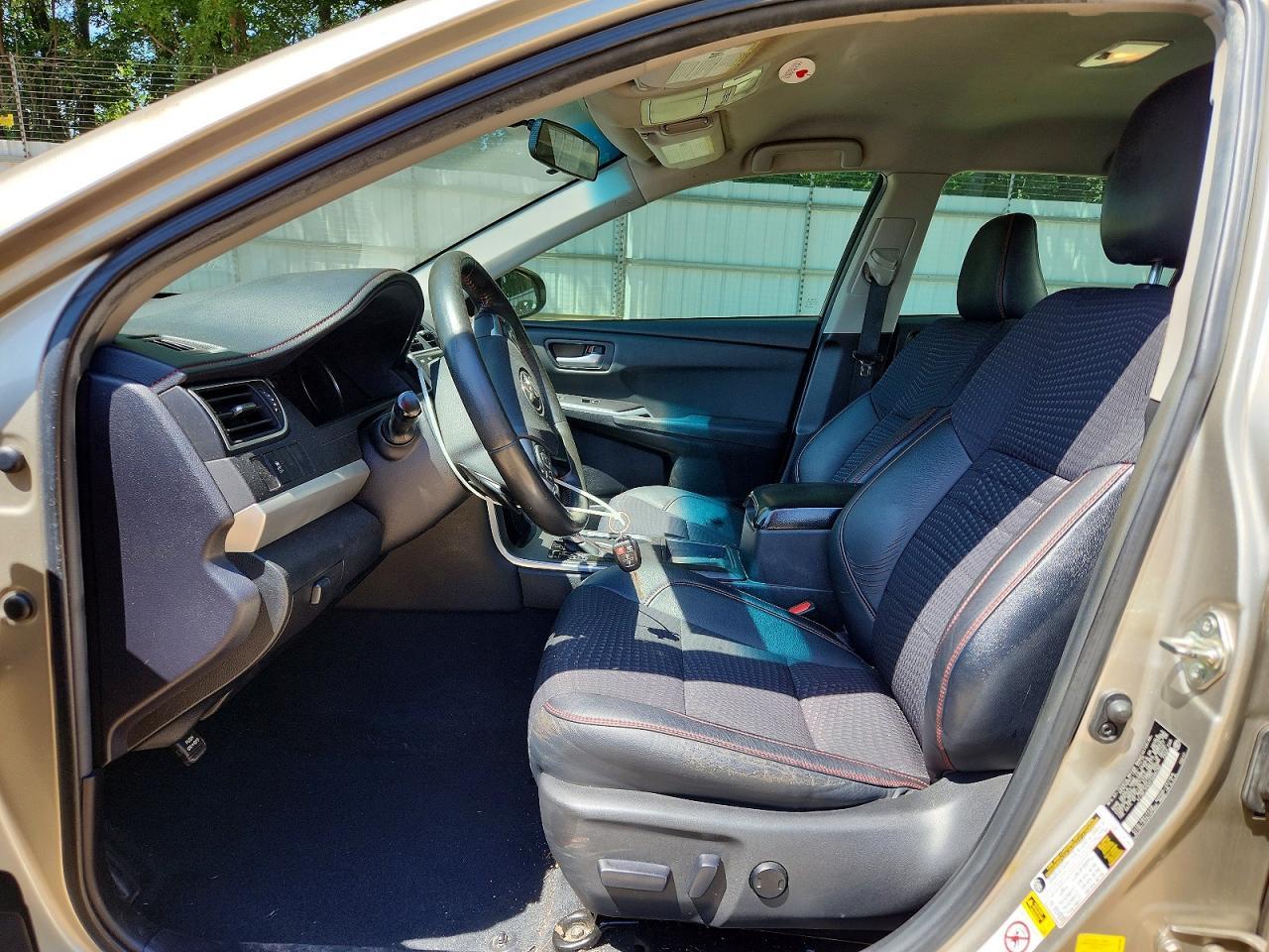 2015 Toyota Camry Se - zdjęcie 7