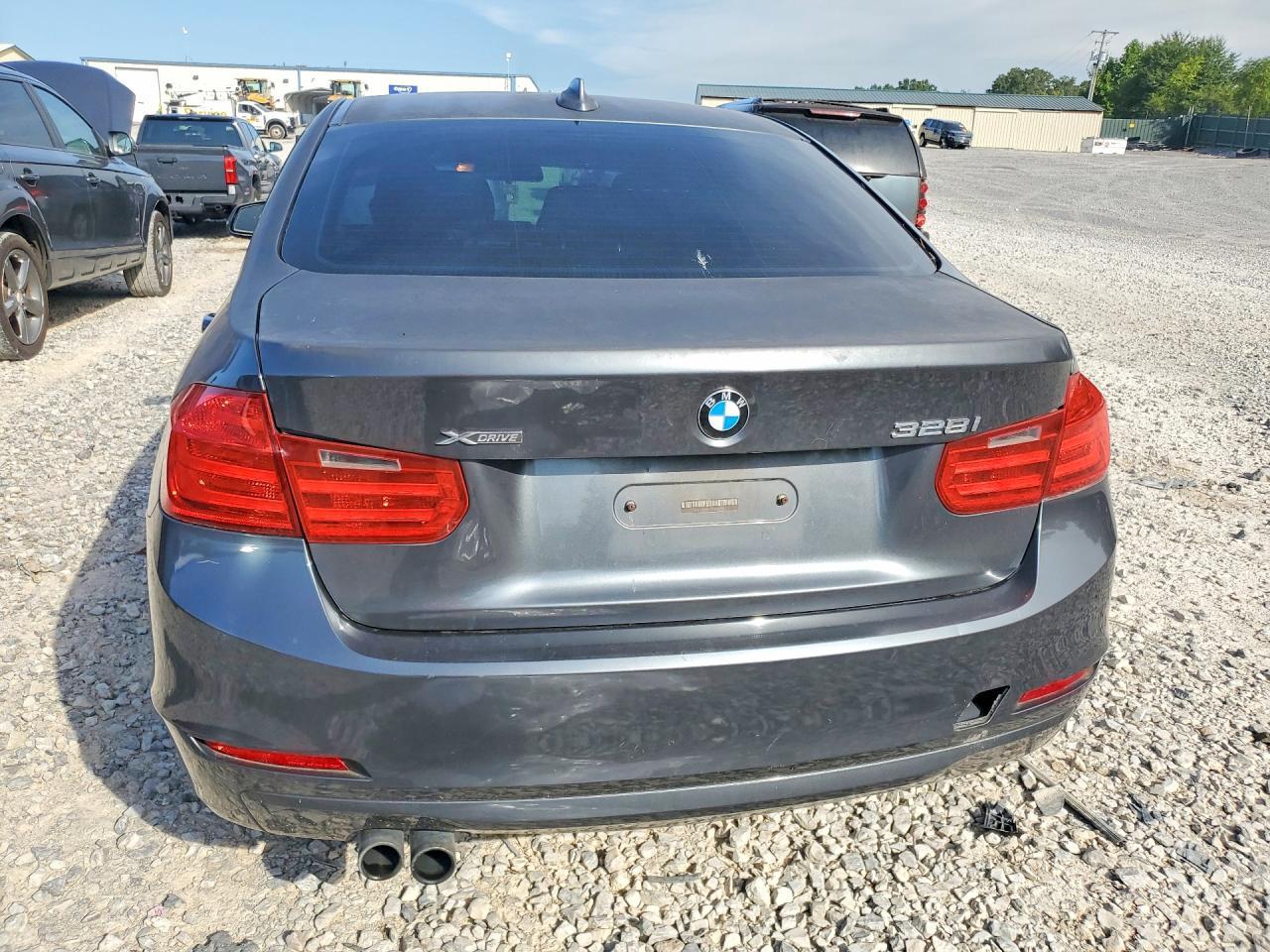 2013 BMW Seria 3 328i - zdjęcie 6