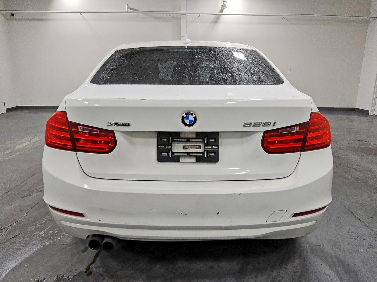 2013 BMW Seria 3 328i - zdjęcie 6