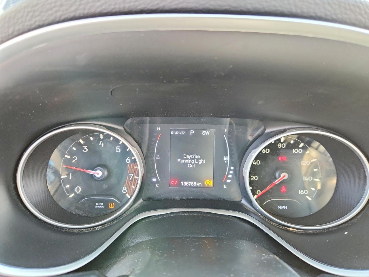 2018 Jeep Compass Latitude - zdjęcie 9
