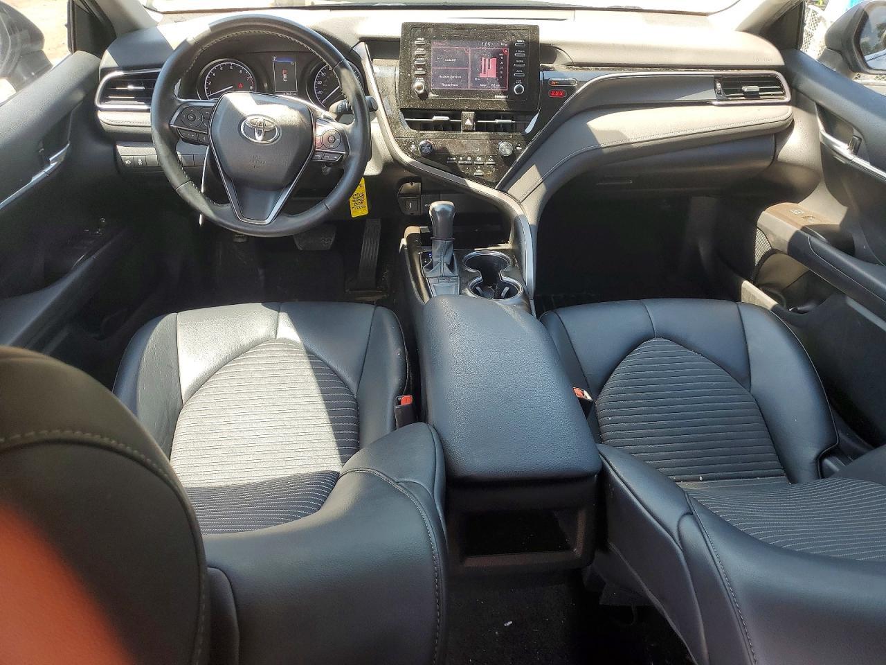 2023 Toyota Camry Se - zdjęcie 8