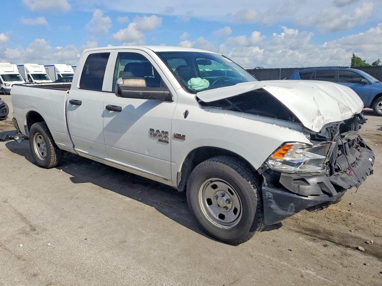 2021 Ram 1500 Classic Tradesman - zdjęcie 4