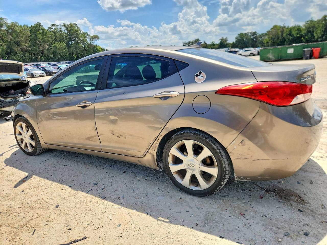 2013 Hyundai Elantra Limited - zdjęcie 2