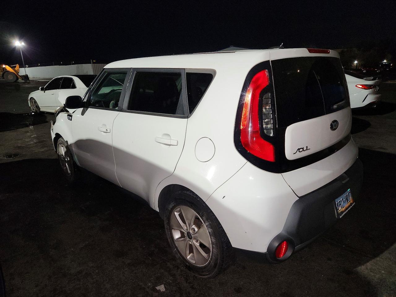 2016 Kia Soul Base - zdjęcie 2