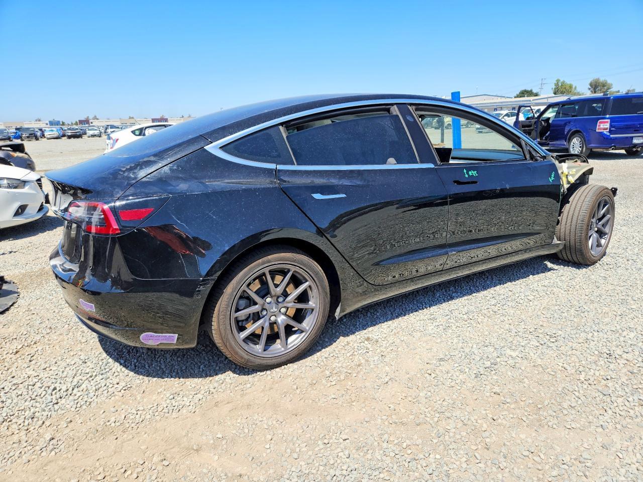 2018 Tesla Model 3 - zdjęcie 3