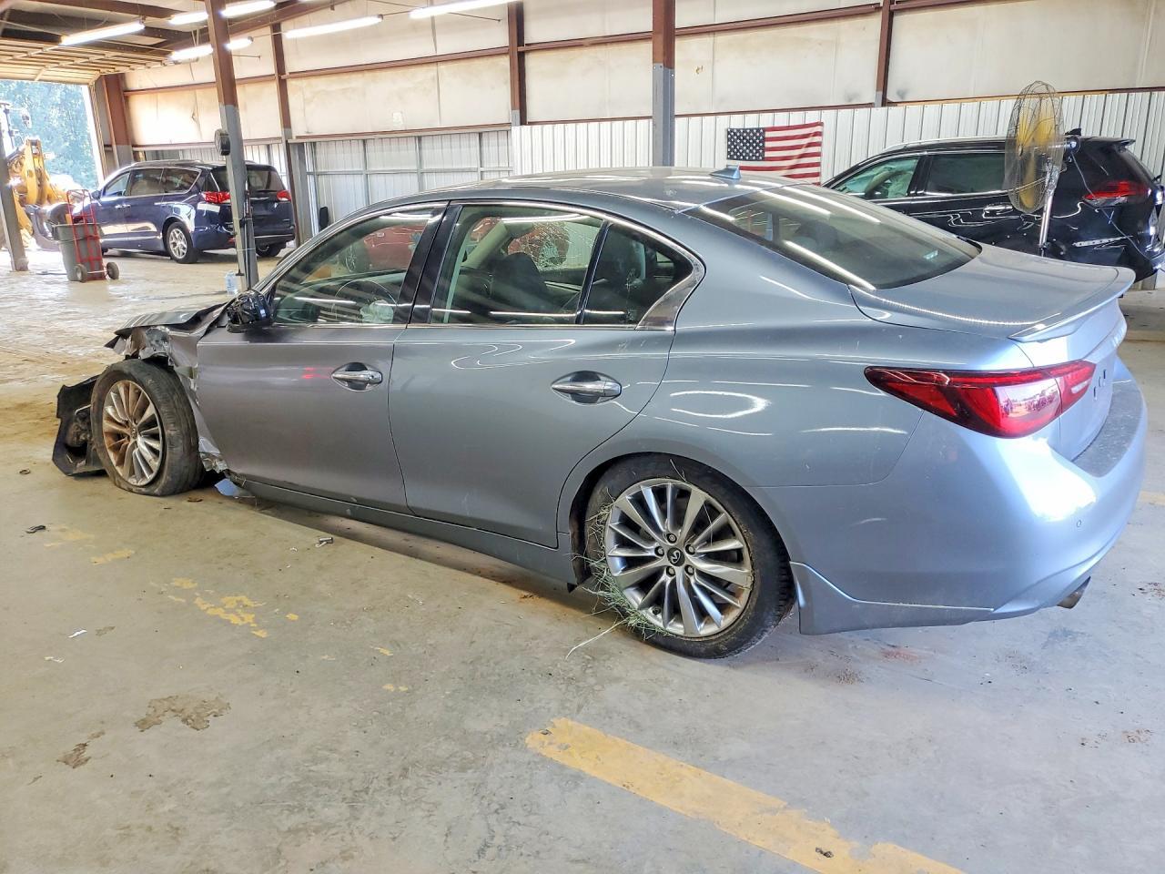2020 Infiniti Q50 3.0T Luxe - zdjęcie 2
