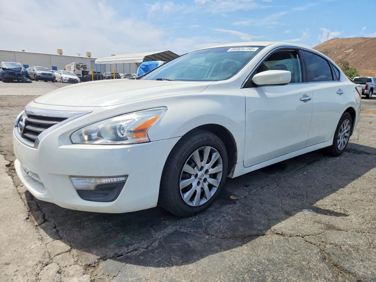2015 Nissan Altima 2.5 S - zdjęcie główne