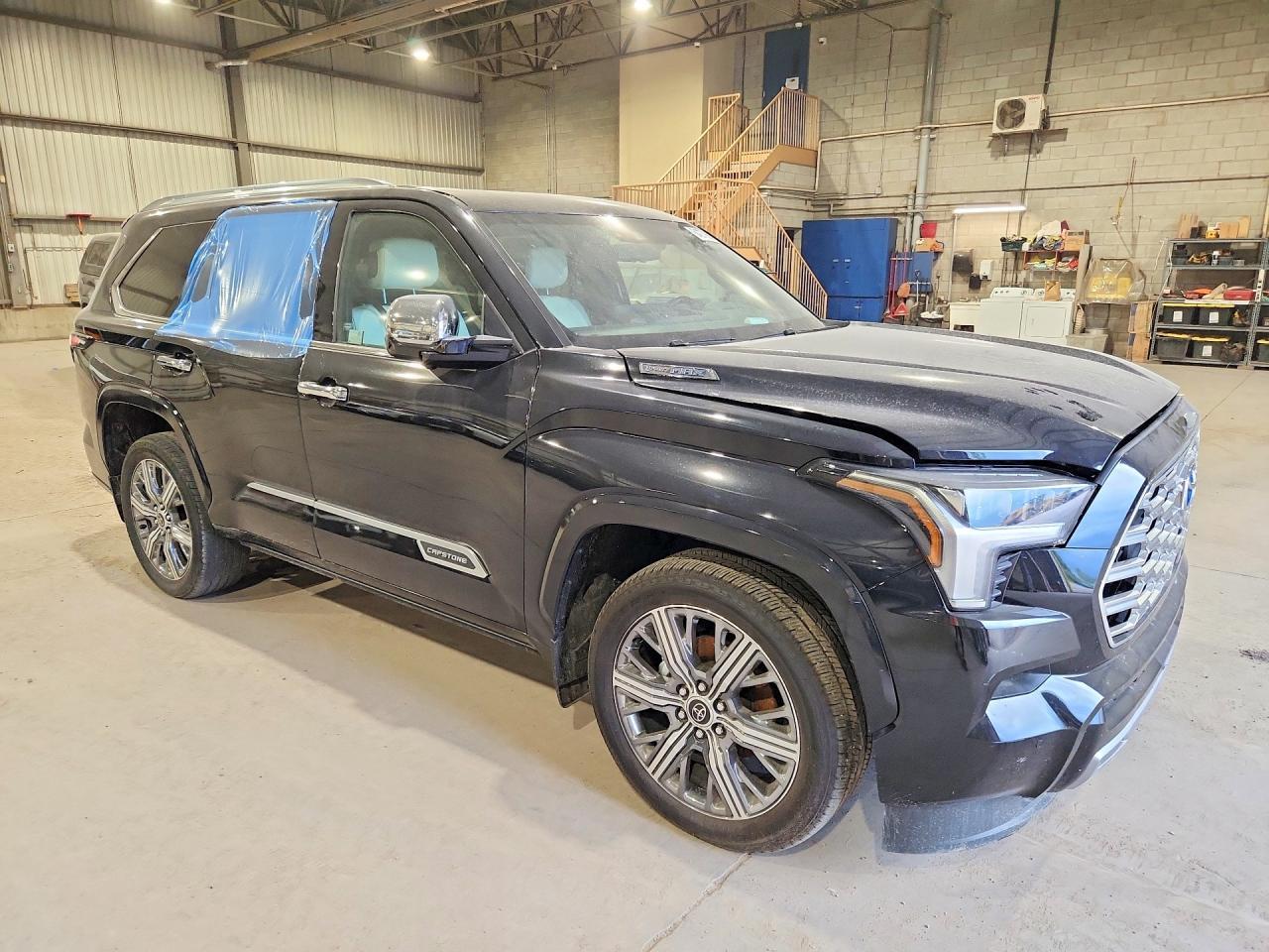 2024 Toyota Sequoia Capstone - zdjęcie 4