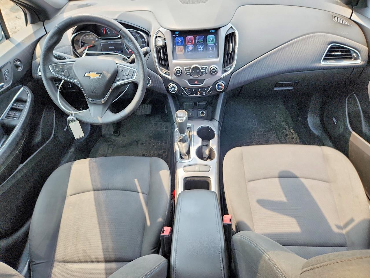 2018 Chevrolet Cruze Lt - zdjęcie 8