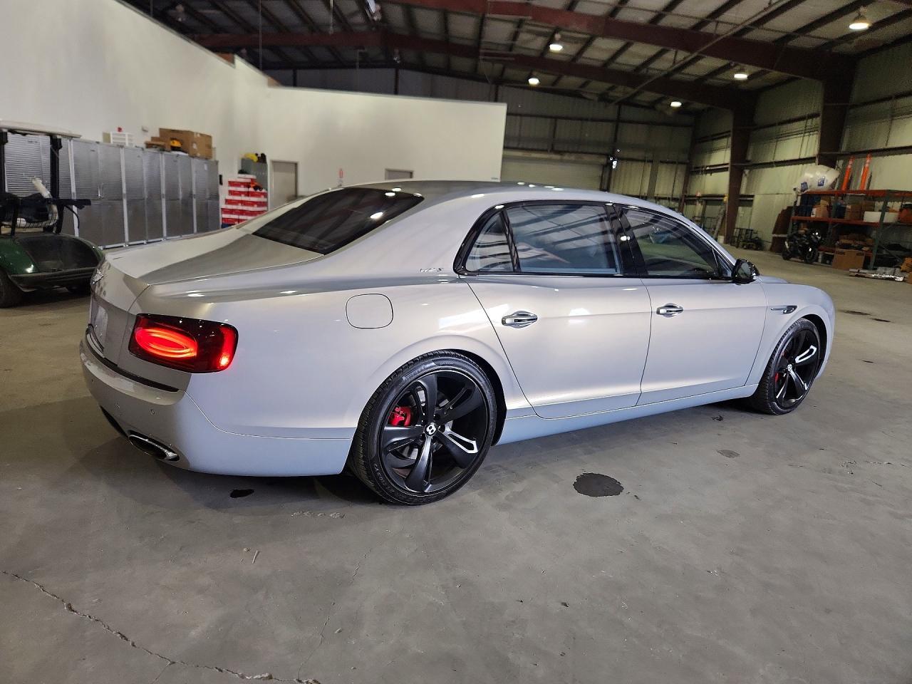 2017 Bentley Flying Spur - zdjęcie 3