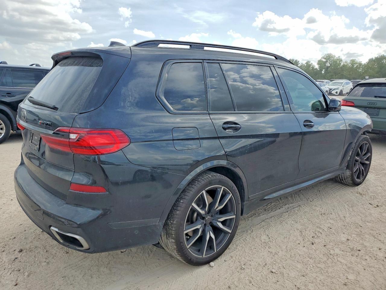 2019 BMW X7 xDrive50I - zdjęcie 3