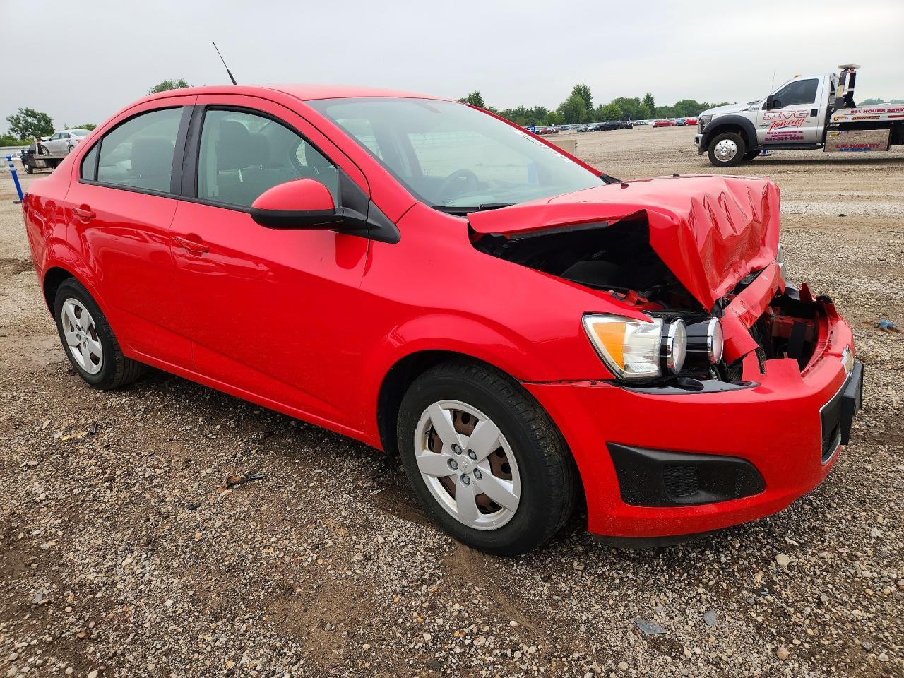 2014 Chevrolet Sonic Ls - zdjęcie 4