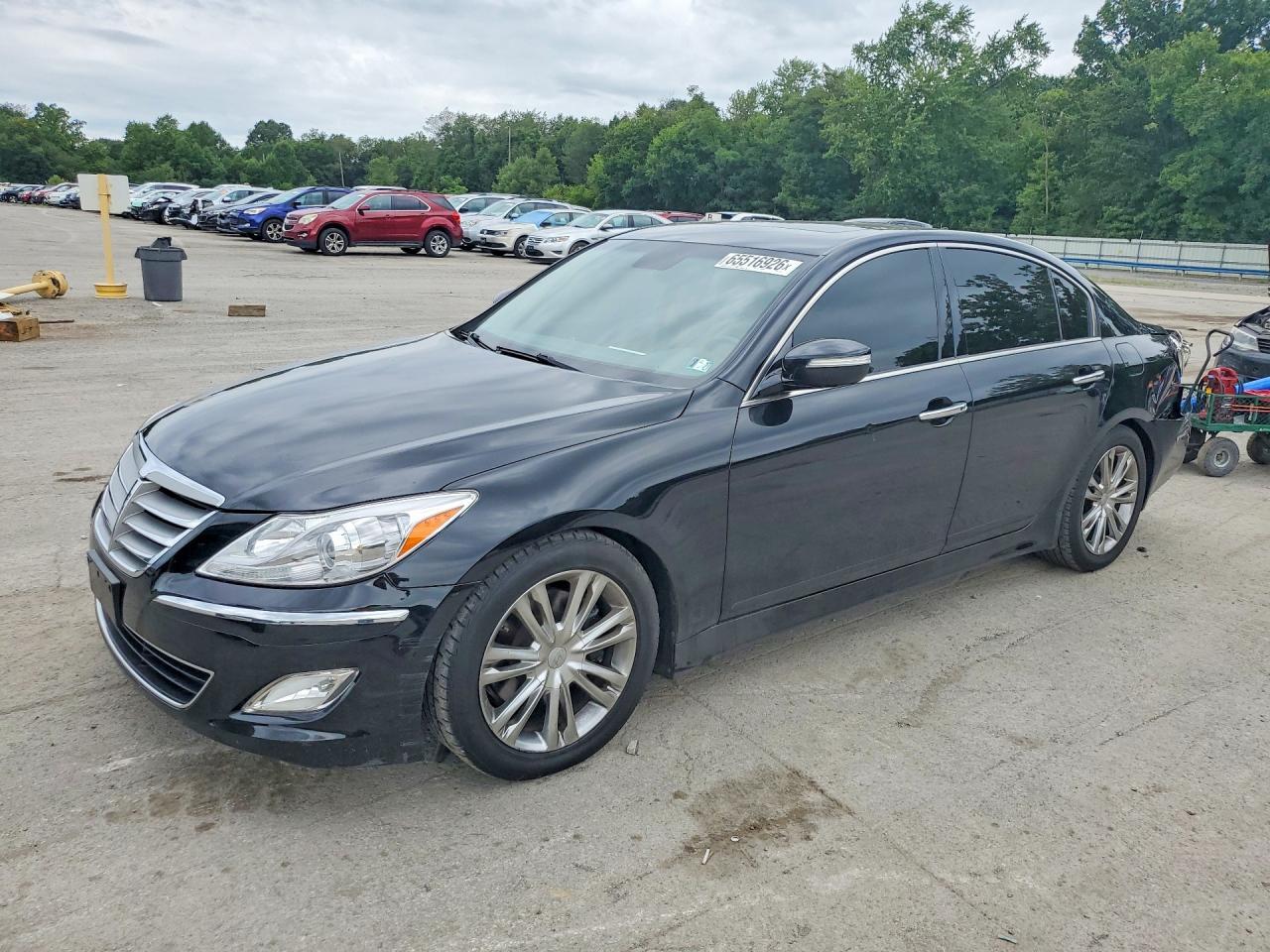 2013 Hyundai Genesis 3.8L - zdjęcie główne