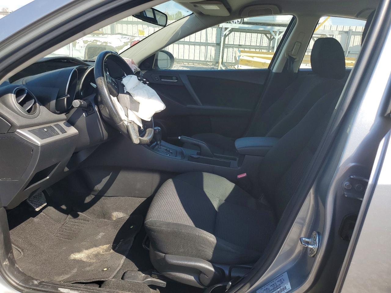 2013 Mazda 3 I - zdjęcie 7