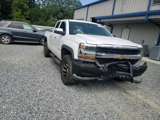 2018 Chevrolet Silverado K1500 - zdjęcie 13