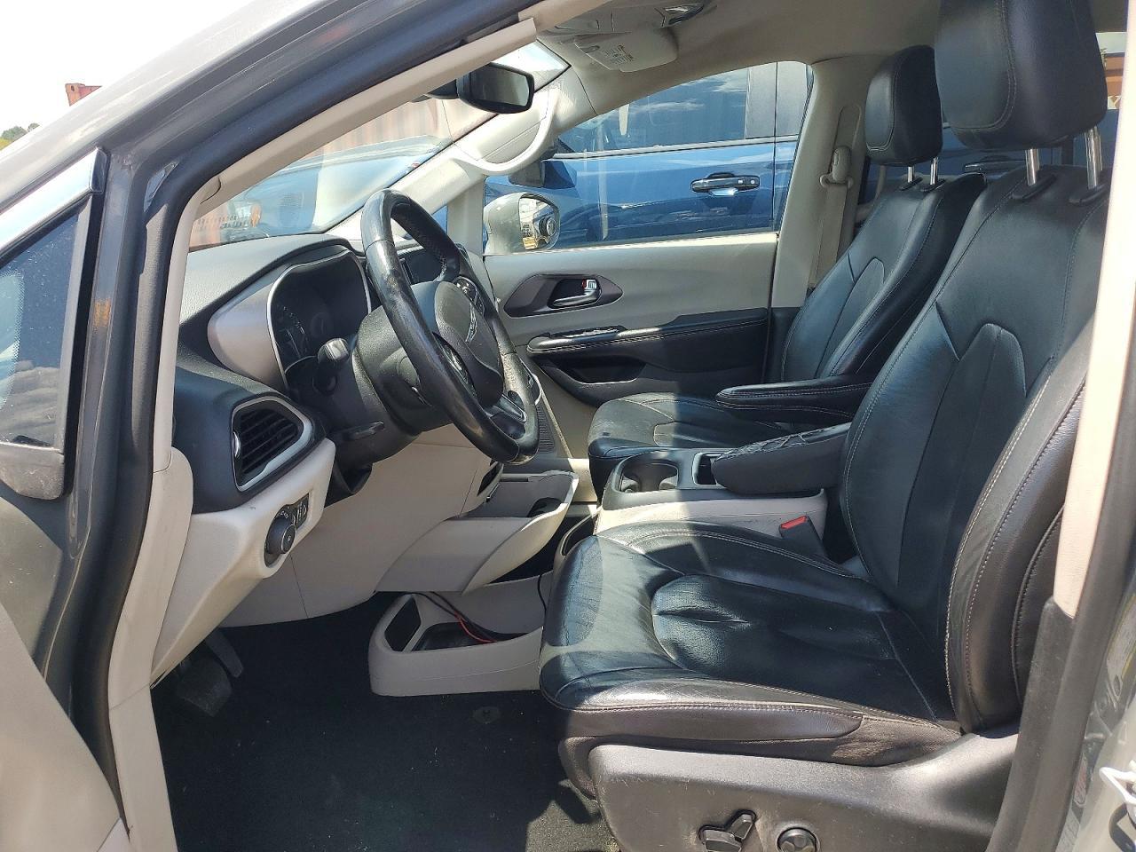 2022 Chrysler Pacifica Touring L - zdjęcie 7