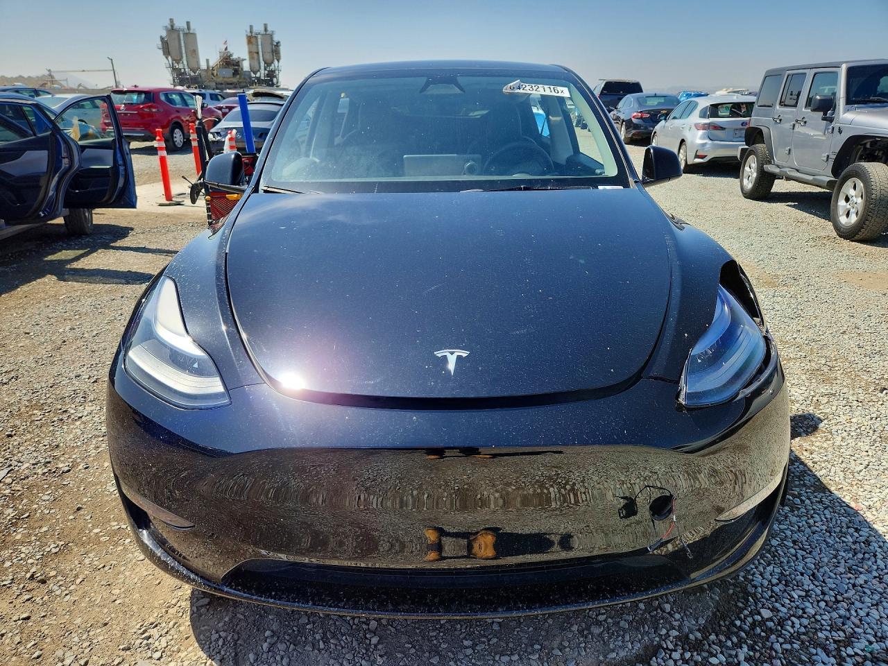 2024 Tesla Model Y - zdjęcie 5