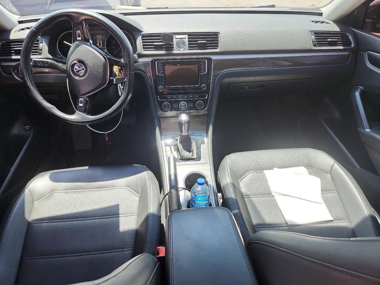 2016 Volkswagen Passat Se - zdjęcie 8