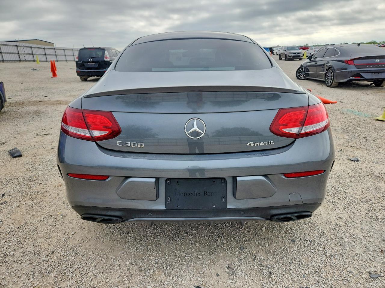 2017 Mercedes-Benz C 300 4Matic - zdjęcie 6