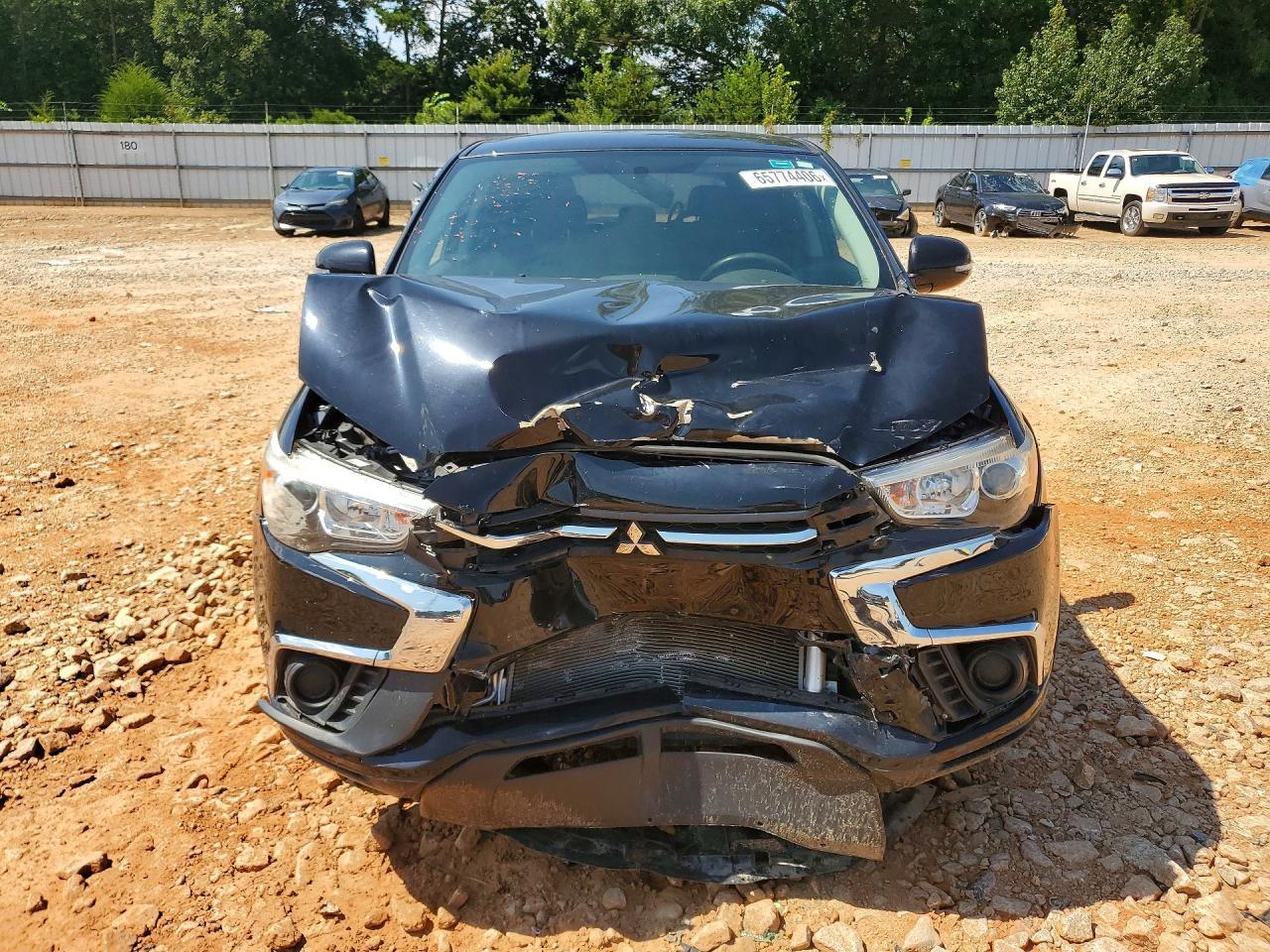2019 Mitsubishi Outlander Sport Es - zdjęcie 5