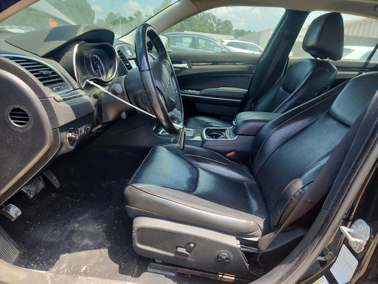 2020 Chrysler 300 Limited - zdjęcie 7