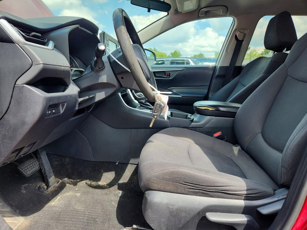 2019 Toyota Rav4 Le - zdjęcie 7