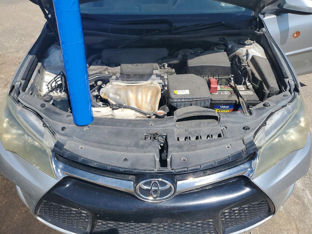 2016 Toyota Camry Xse - zdjęcie 11