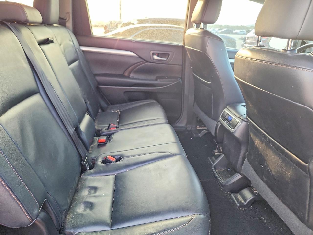 2015 Toyota Highlander Xle - zdjęcie 11