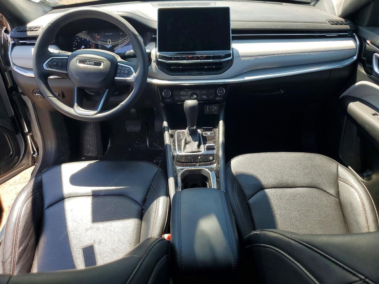 2024 Jeep Compass Limited - zdjęcie 8