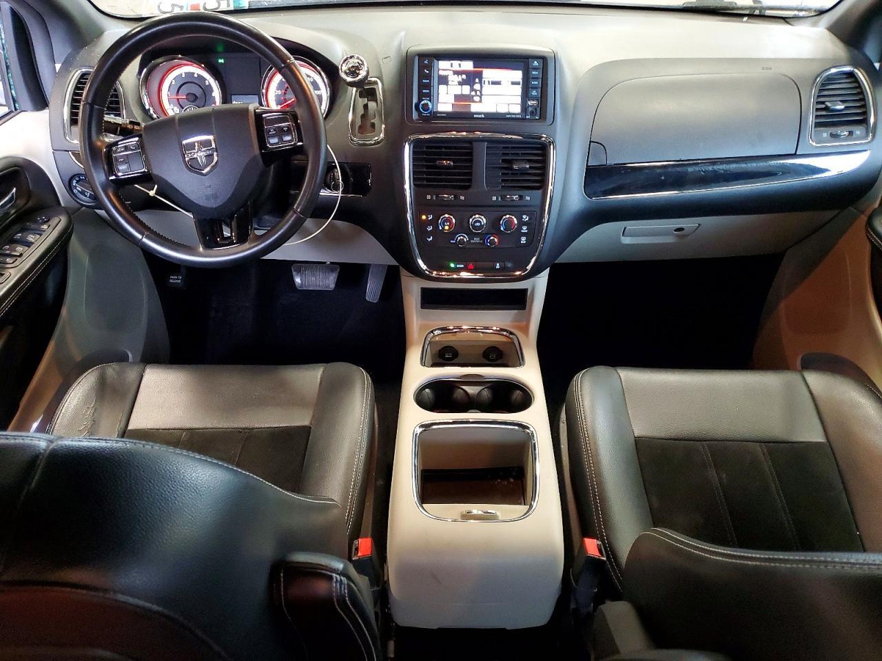 2017 Dodge Grand Caravan Sxt - zdjęcie 8