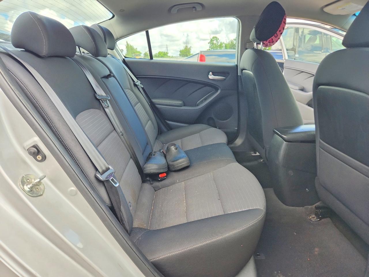 2018 Kia Forte Lx - zdjęcie 10